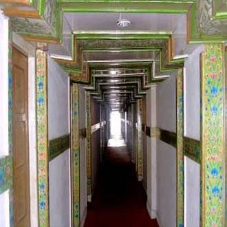 Shah Abbas Hotel At Dal Lake Srinagar  Exterior photo